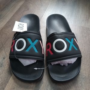 NWT Roxy slides